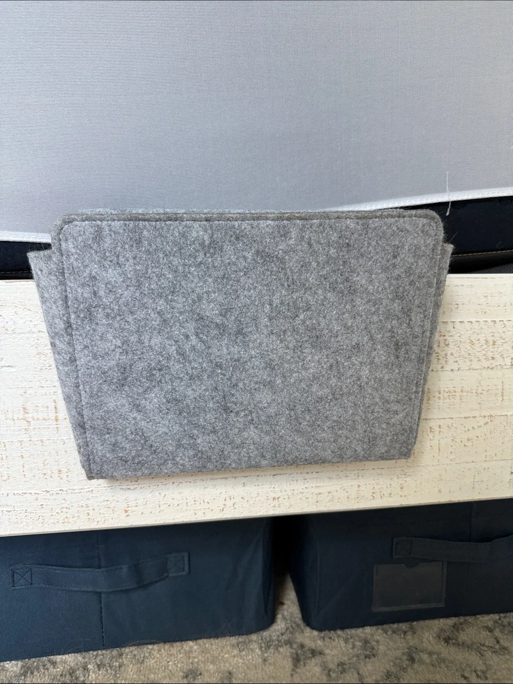 Kirkland Felt Bedside Pocket